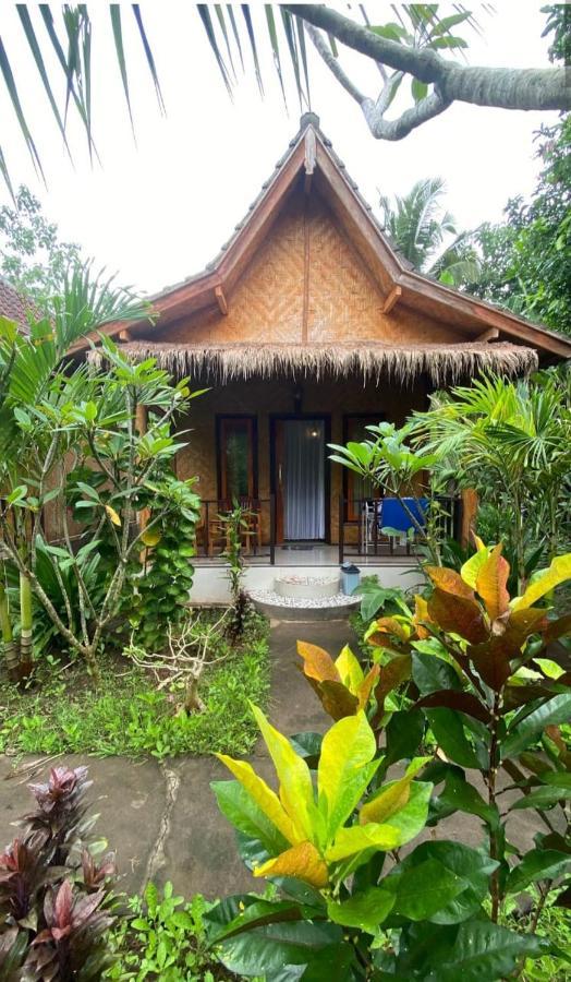 Kubu Artha Bungalow Nusa Penida Ped Buitenkant foto