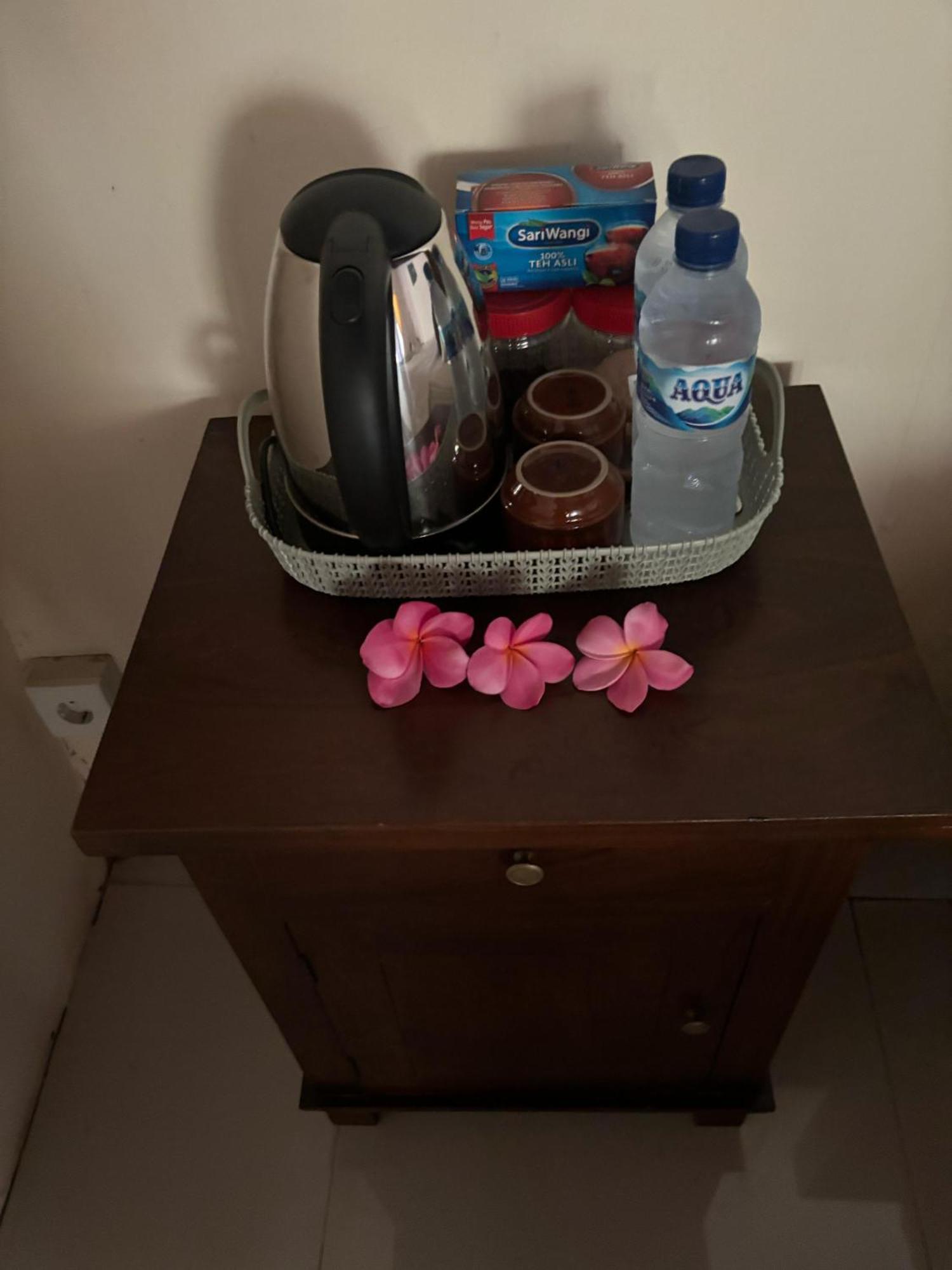 Kubu Artha Bungalow Nusa Penida Ped Buitenkant foto