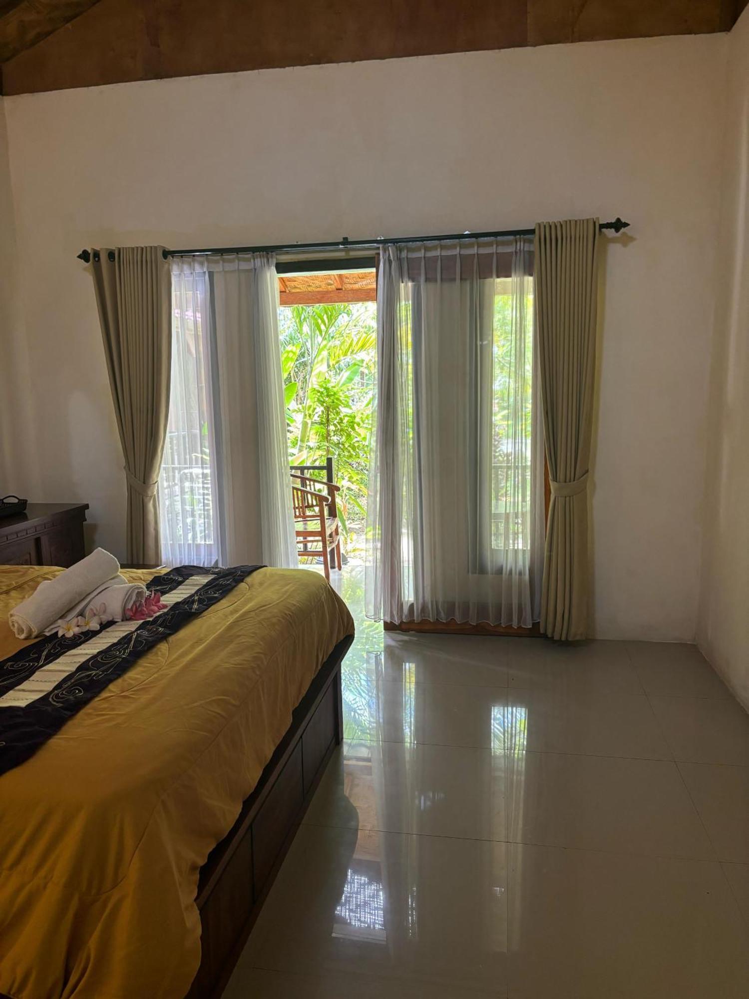 Kubu Artha Bungalow Nusa Penida Ped Buitenkant foto