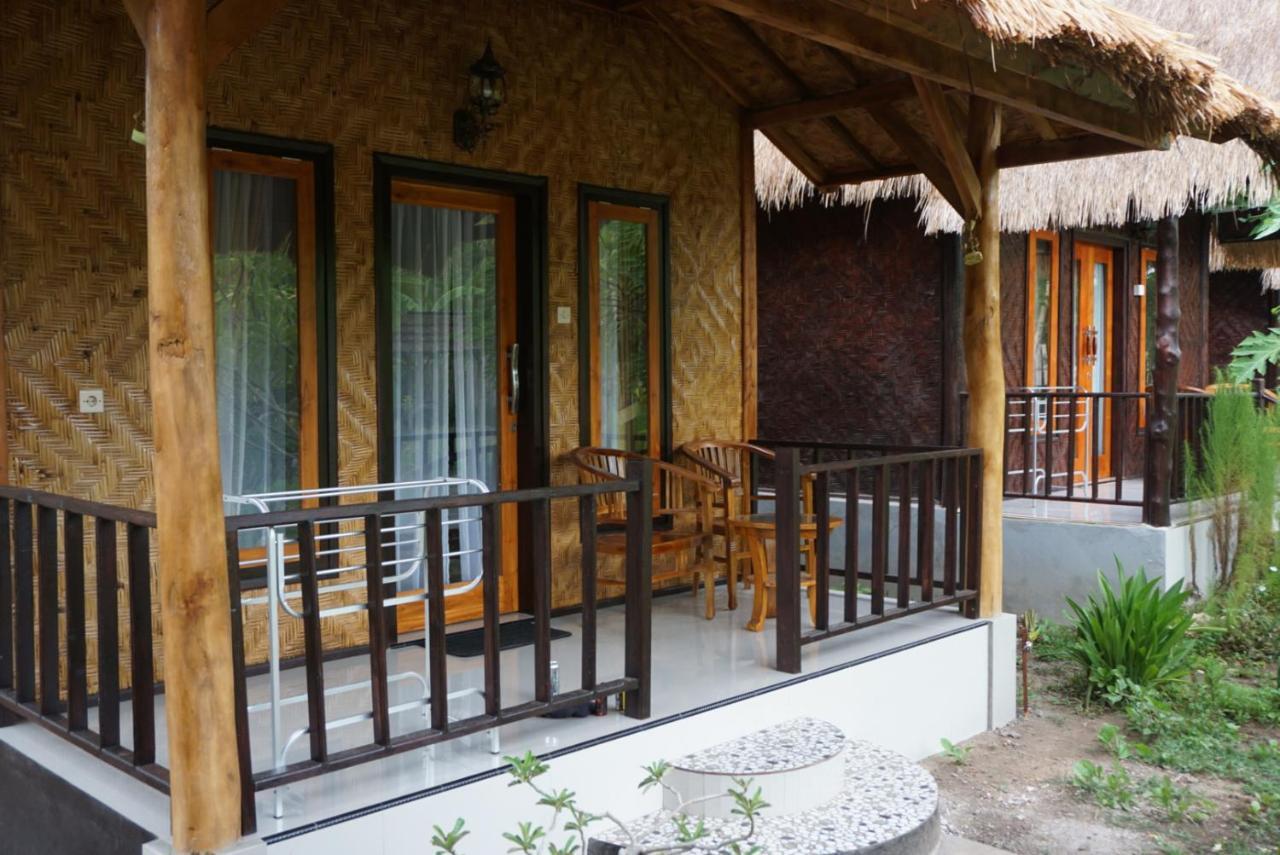 Kubu Artha Bungalow Nusa Penida Ped Buitenkant foto