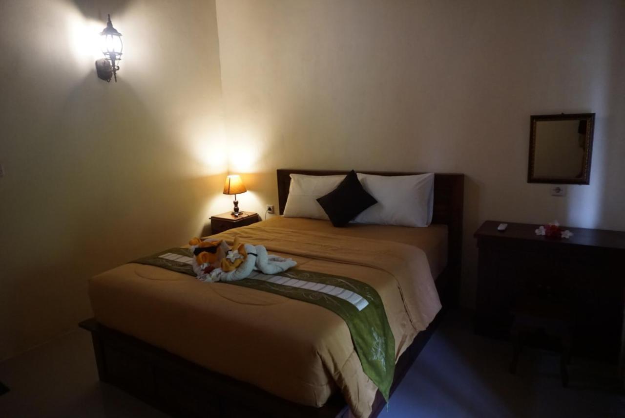Kubu Artha Bungalow Nusa Penida Ped Buitenkant foto